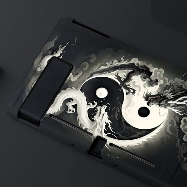 02137f77-11ea-44a2-be0b-bd7de8c9bb36.jpg غطاء حماية نينتندو سويتش – تصميم Soft TPU مزدوج التنين