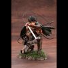 15c72a10-7593-4f63-8fe8-48aaa7cfb0ab.jpg Levi – Attack on Titan Collectible Figure