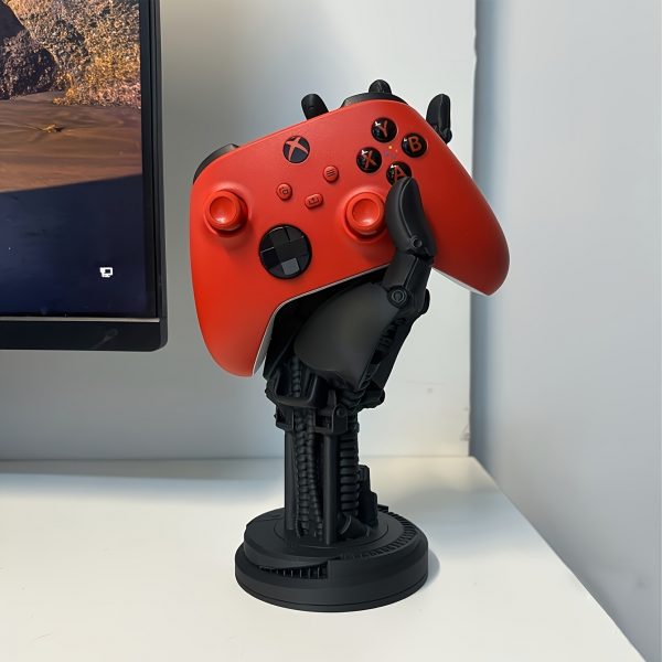 5c184767-ab6f-4c9f-8cc1-03c3f0a260bb.jpg Cyberpunk Controller Stand – حامل عصري بتصميم سايبربانك ثلاثي الأبعاد