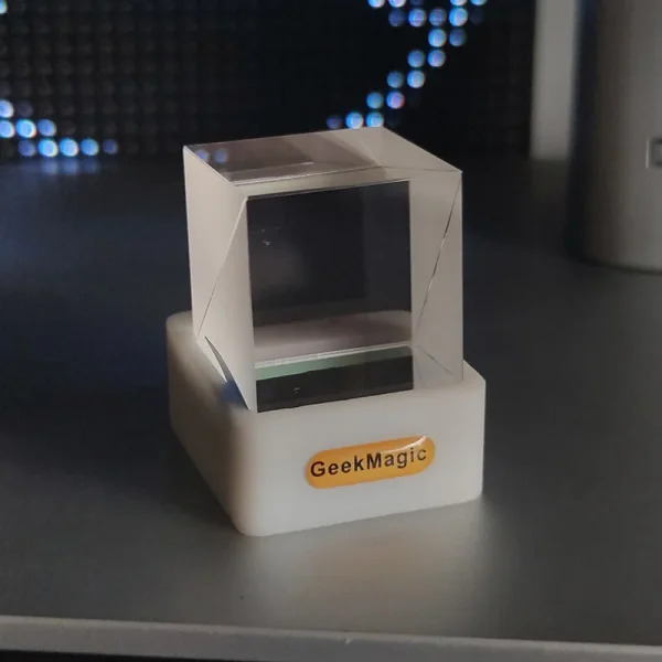 Sb6df51bdb058495ea22746e0af312922w-2.webp GeekMagic HelloCubic-Lite — ساعة رقمية ذكية بتصميم هولوجرافي