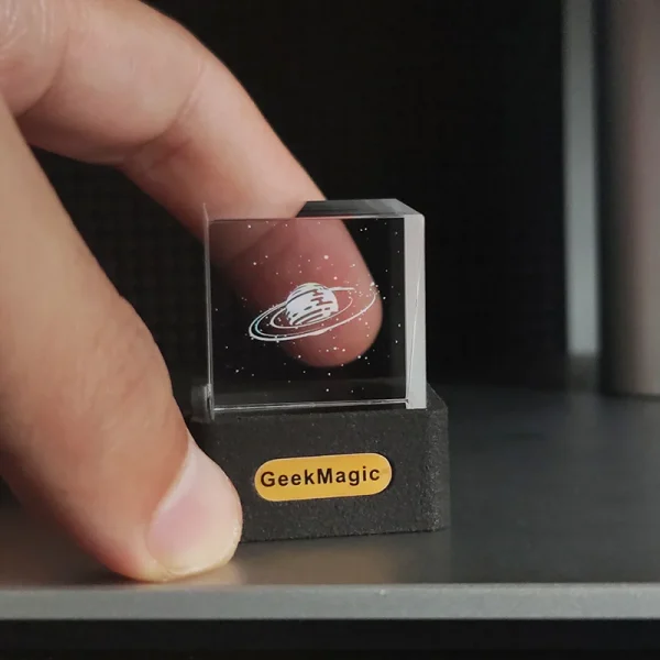 Secd93687508b4d448a537ac2d6f56f260-1.webp GeekMagic HelloCubic-Lite — ساعة رقمية ذكية بتصميم هولوجرافي