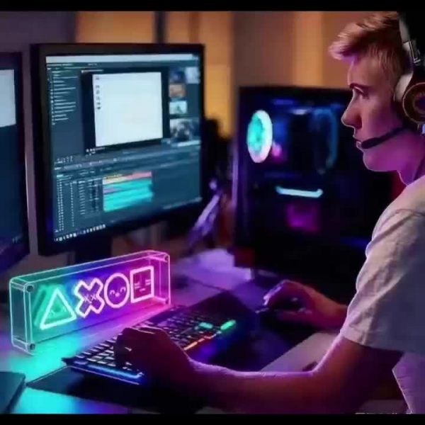 a8f712c3b87c38ac9fc4473786ec69798207d1e6.temu_.000001.jpeg 3D RGB Infinity Mirror Smile Face – إضاءة المود المثالية لغرفة القيمر